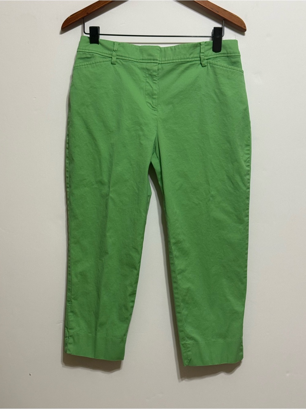 Not for Sale not for sale Talbots green chino perfect crop Capri pants